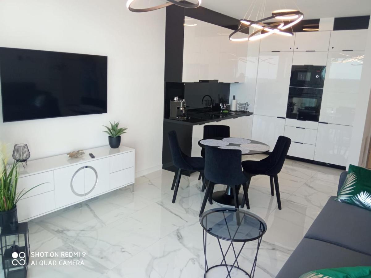 Apartament Z Widokiem Na Morze W Kompleksie Hevenia Rewal Dış mekan fotoğraf