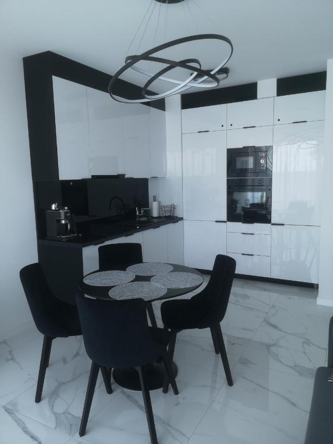 Apartament Z Widokiem Na Morze W Kompleksie Hevenia Rewal Dış mekan fotoğraf
